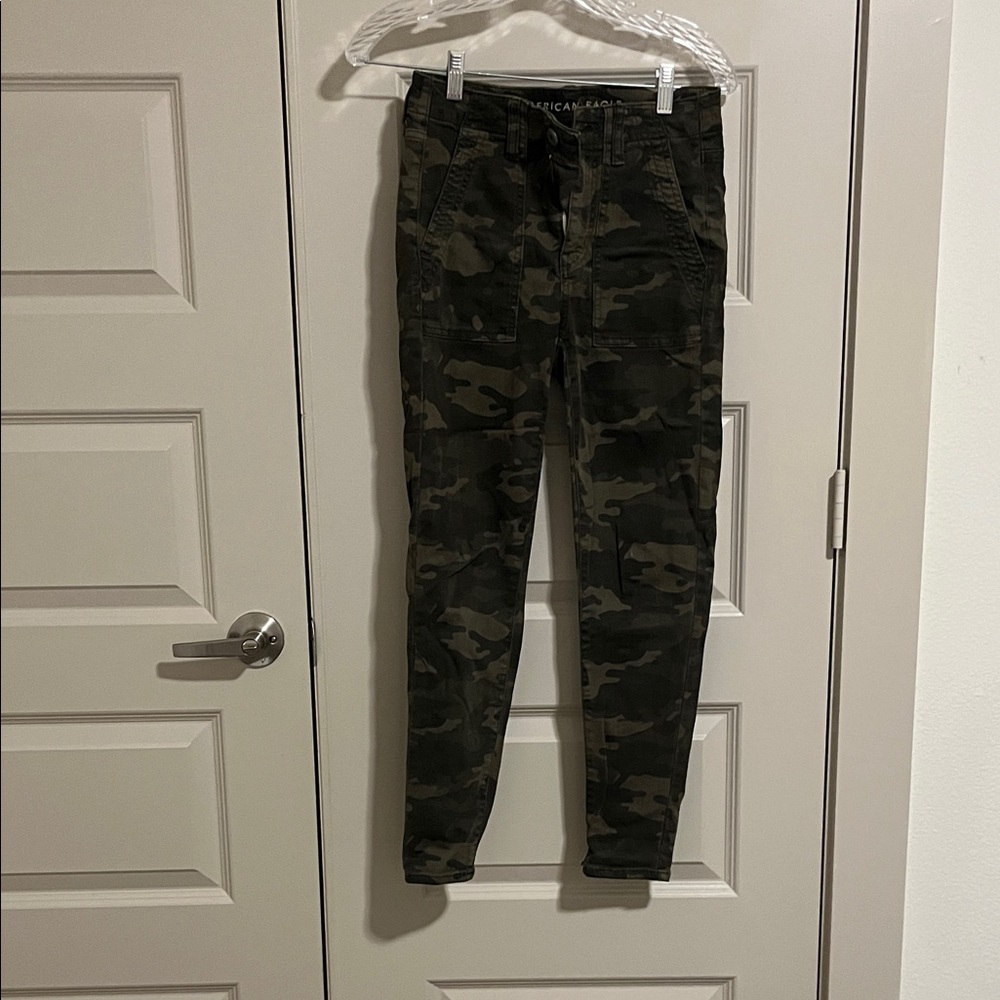 American Eagle Dark Green Camouflage Pants
